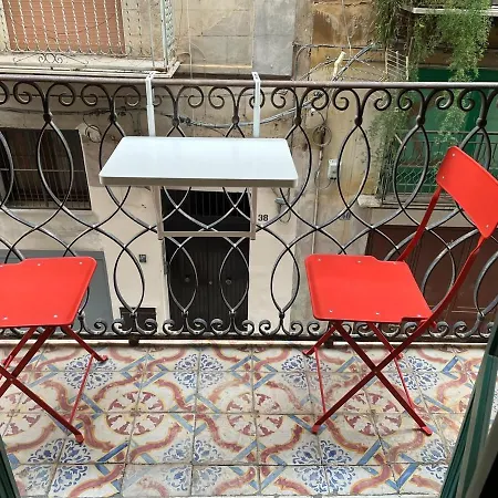 Cozy Parlamento Apartman Palermo